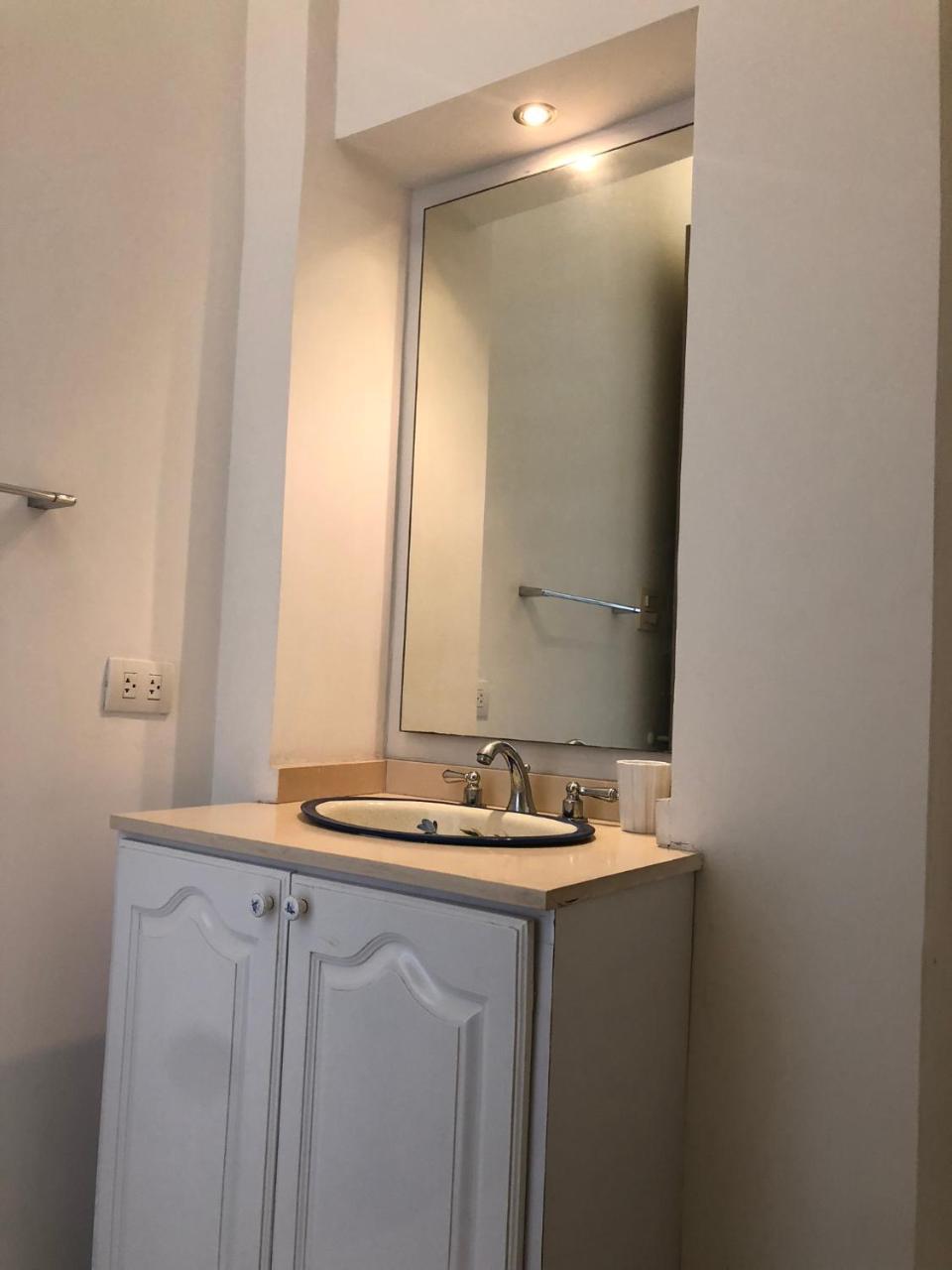 Apartamento Edificio Ganem Calle De La Universidad * Cartagena